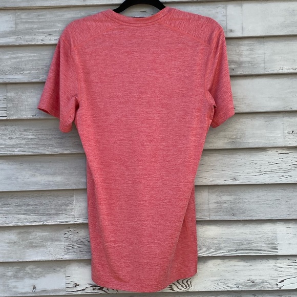 🟢5/$25 Nike dri-fit short sleeve t-shirt - Picture 7 of 7